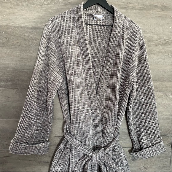 Parachute Waffle Texture Robe - Picture 2 of 9